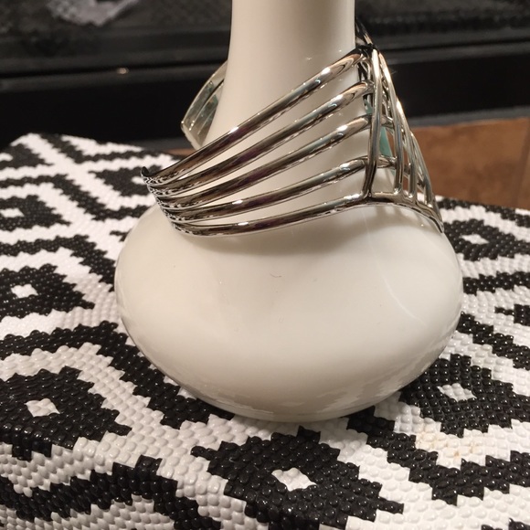 ππHOST PICKππCLASSIC CHICπ π ππ - Picture 3 of 4