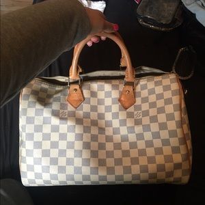 L v fashion bag