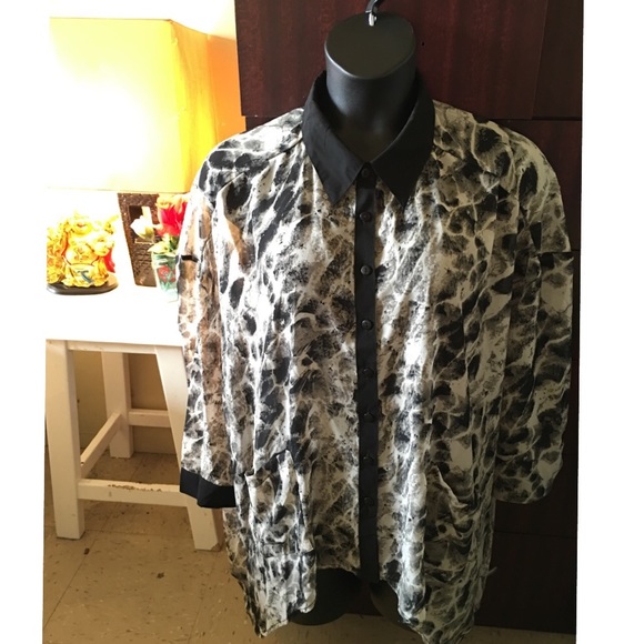 Collard button down too - Picture 1 of 2