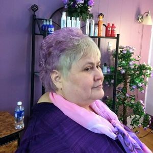 Meet your Posher, Lucy