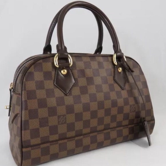 Authentic Louis Vuitton Duomo - Picture 1 of 4