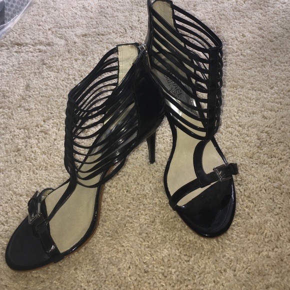 Strappy black heel!