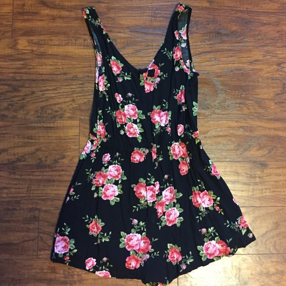 Floral romper!