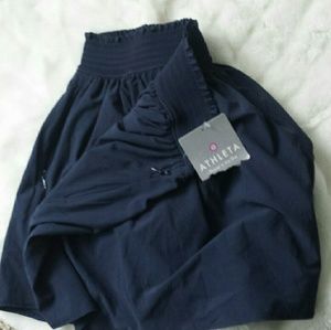 ATHLETA Sneaky short Medium Dark blue