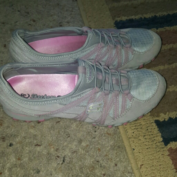 womens sketchers