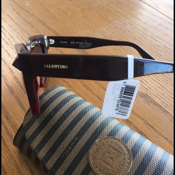 🚫NOT FOR SALE 🚫 NWT VALENTINO V712S Sunglasses - Picture 3 of 4