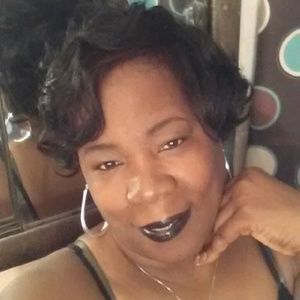 Meet your Posher, Deidre