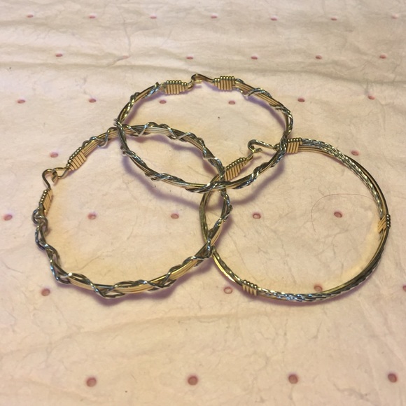 3 gold/silver two toned bangles