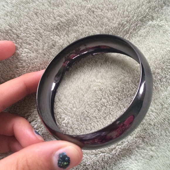 Simple black bracelet - Picture 2 of 2