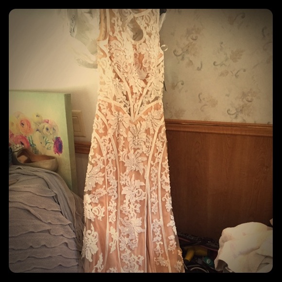 Size 2 evening gown only worn once for a few hours