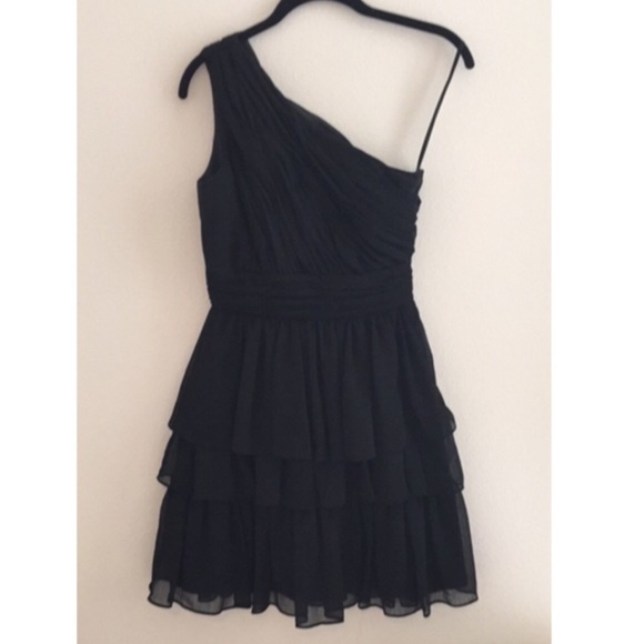 One shoulder black dress