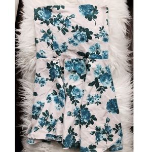 🌸HIGH WASTED FLORAL SKIRT🌸