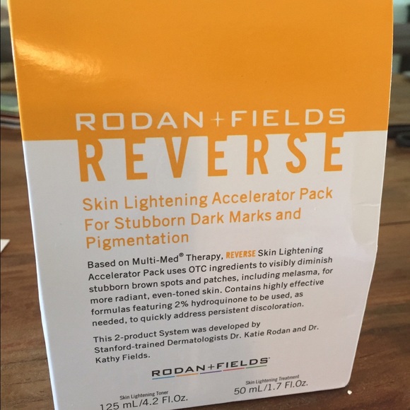 Rodan and Fields Reverse Skin Accelerator pack