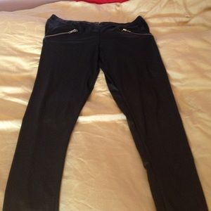 *Final Price* Black Spandex Leggings with Pockets