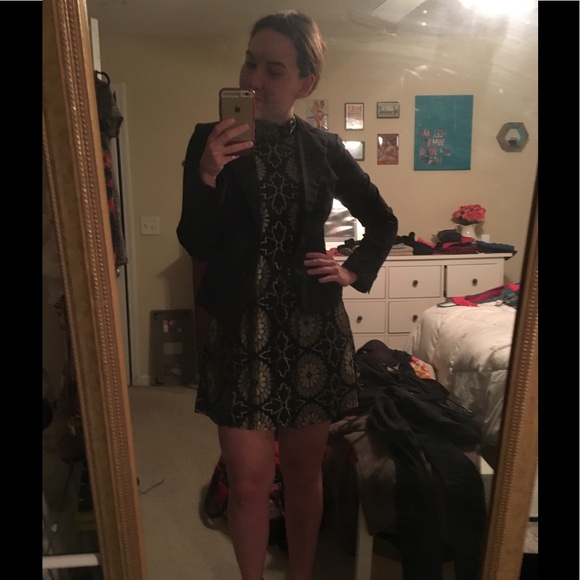 Meet your Posher! 🙋🏻 - Picture 10 of 10