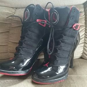 Nike high heel sneakers/shoes