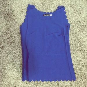🎉sale🎉Blue scalloped tank