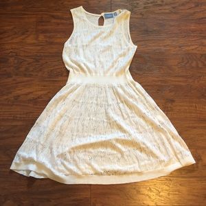 Vera Wang  white summer dress!