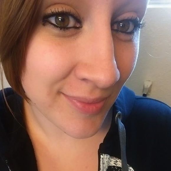 Meet your Posher, Ariel