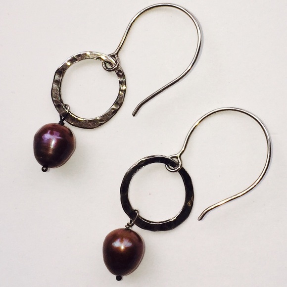 Pearls earrings