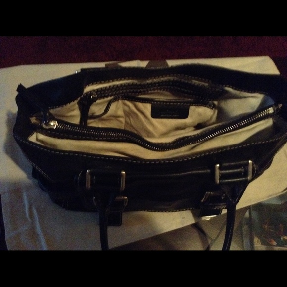 Michael Kors Large Leather Black Purse - Picture 2 of 4