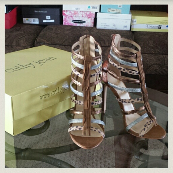 Cathy Jean High Heels - - Picture 2 of 4