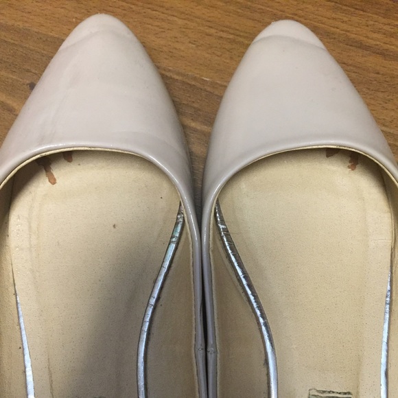 Steve Madden nude pointed flats