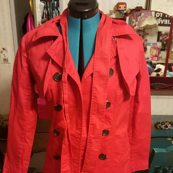 Cabi Bright red Trench