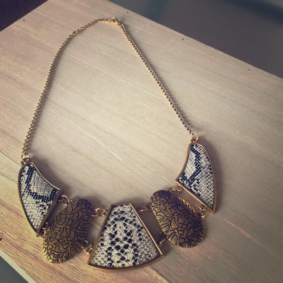 Jewelry - Picture 1 of 1