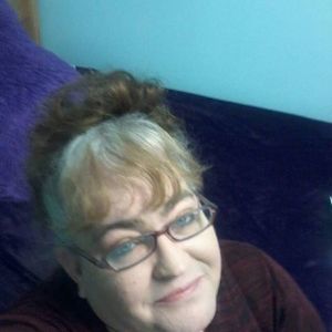 Meet your Posher, Pauline