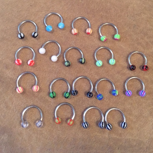 Colorful stainless steel ball curve nose rings - Picture 1 of 1