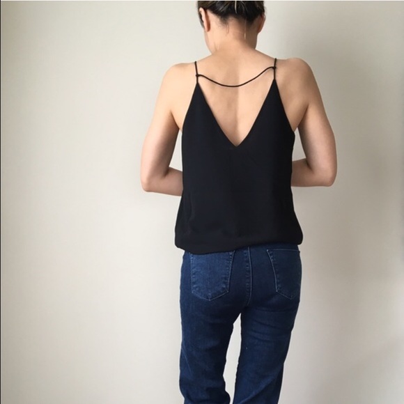 ✳last sale️Modern chic spaghetti tank top w lining - Picture 3 of 4