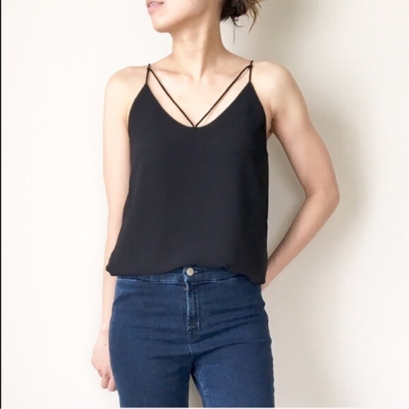 ✳last sale️Modern chic spaghetti tank top w lining - Picture 2 of 4