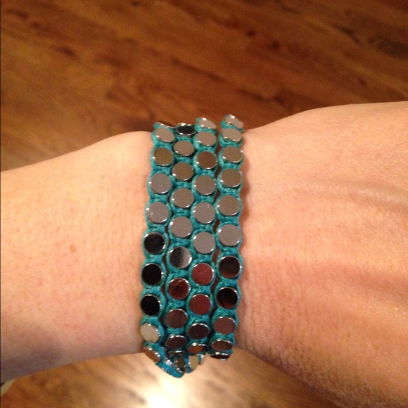 Turquoise & Silver Wrap Bracelet - Excellent con!