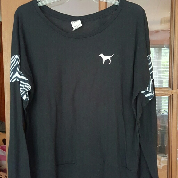Black PINK pullover