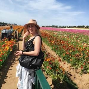 Meet your Posher, Monica