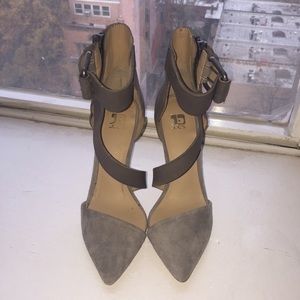 JOE'S Women's Gray, Suede Heel - Size 7.5