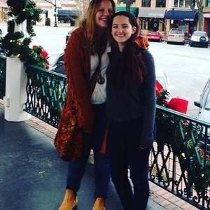 Meet your Posher, Lucy