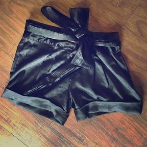 Silk tie shorts