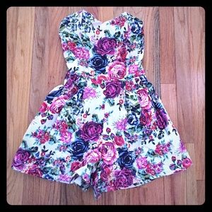 Floral Romper size small