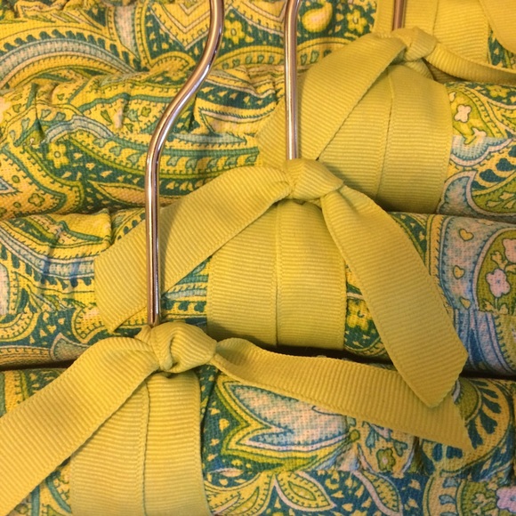 Padded hangers. Set of 4 - Picture 3 of 3