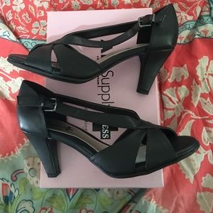 Air Supply Dress heels 10w