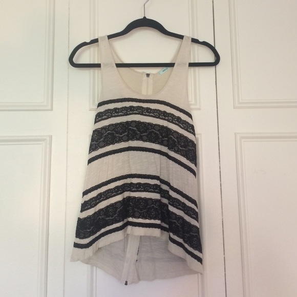 Asymmetrical Kimchi Blue tank