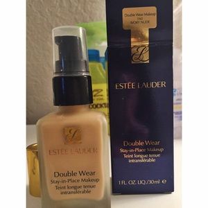 Double Wear Foundation (1N1)