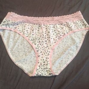 SOLD🚫Victoria's Secret panties