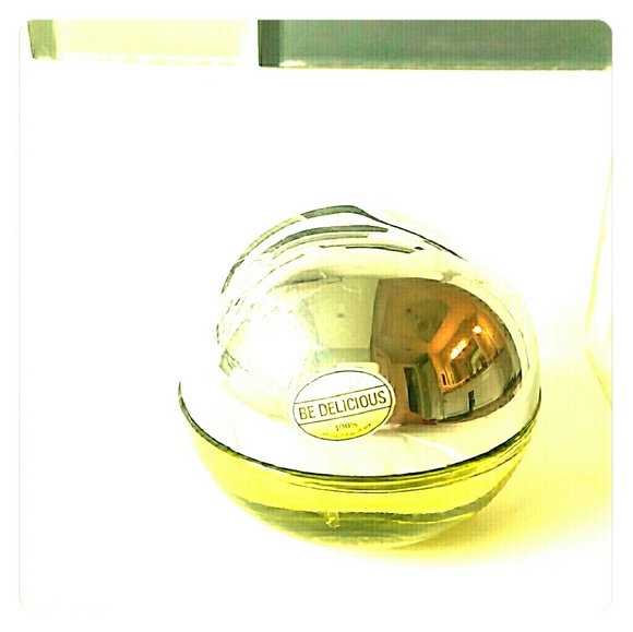 DKNY