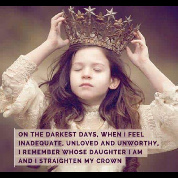 Meet your Posher, Dawn - Picture 3 of 3