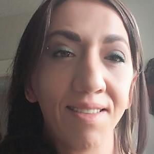 Meet your Posher, Casie