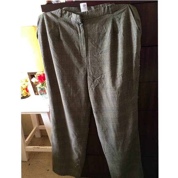 Professional stretch slacks - Picture 1 of 3