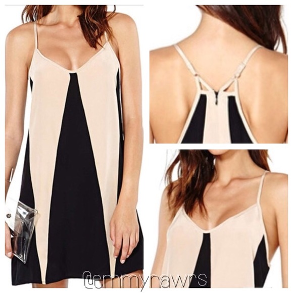 🆕 Ready to Ship• LAST The FIONA Color Block Dress - Picture 2 of 4